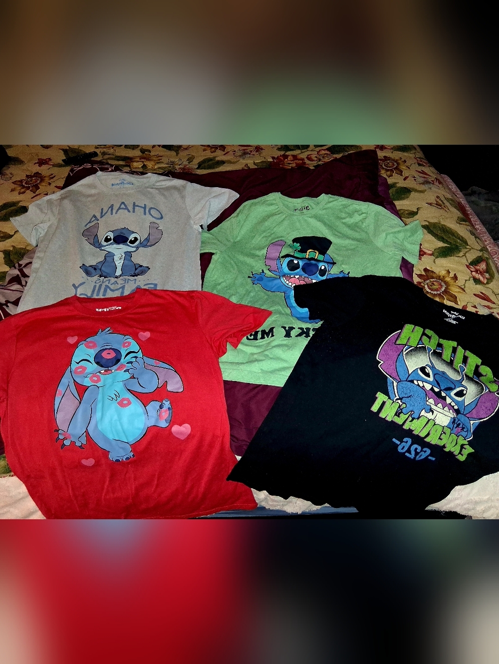 Disney Lilo And Stitch Tee-Shirts Large (Medium).